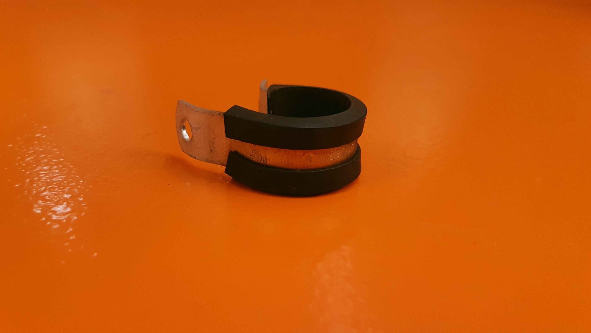MS21919WDG11 Loop Clamp