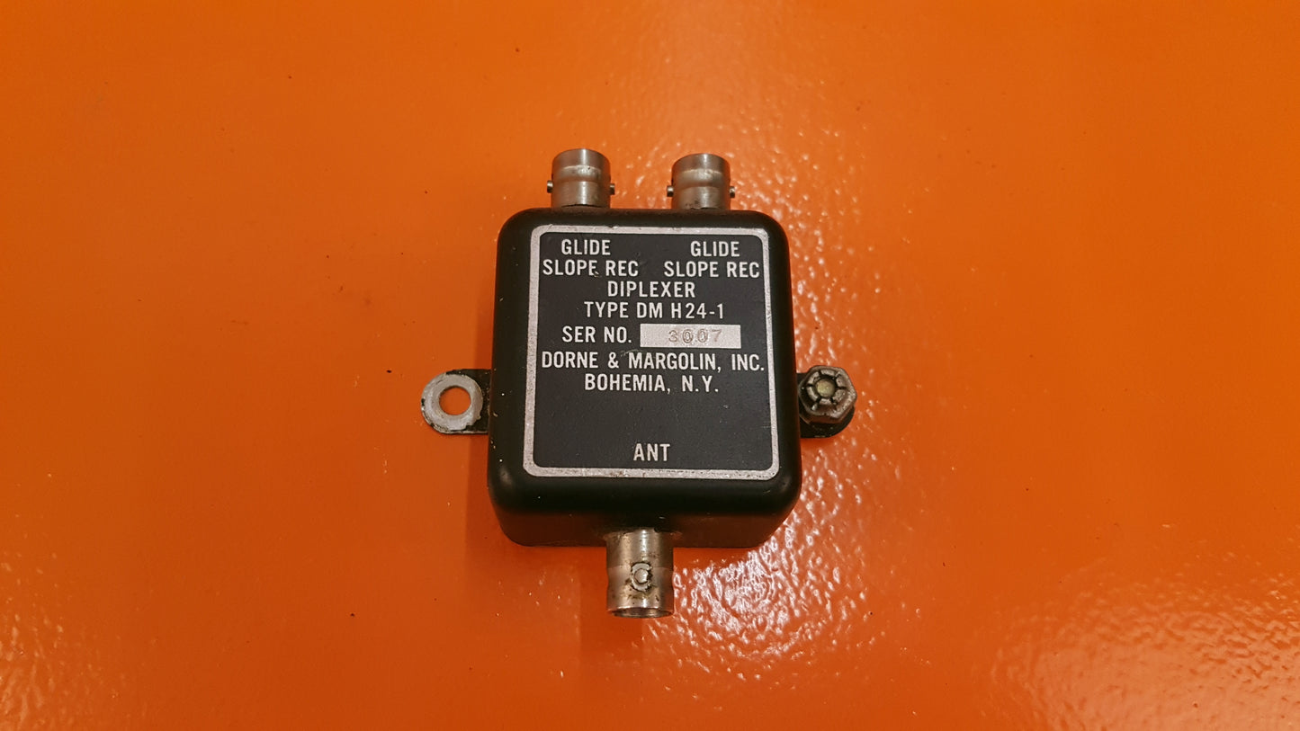 DM H24-1 Dorne & Margolin Glide Slope Antenna Diplexer