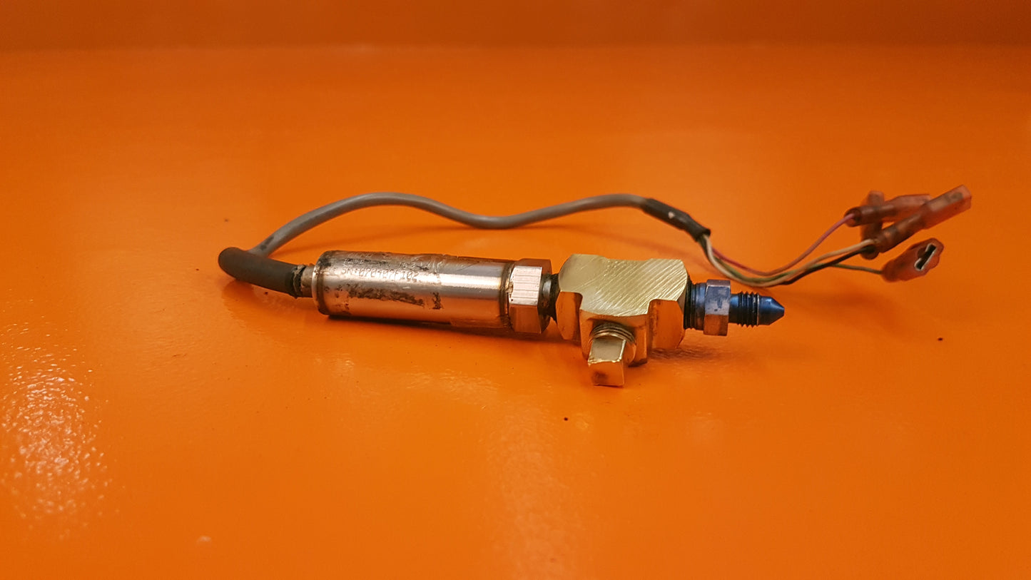 PT-100GA Electronics International Inc. Pressure Transducer
