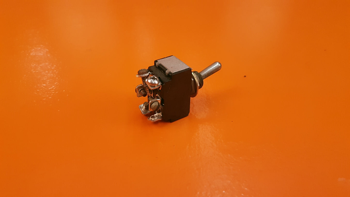 MS35059-23 Heavy Duty Two-Pole Toggle Switch
