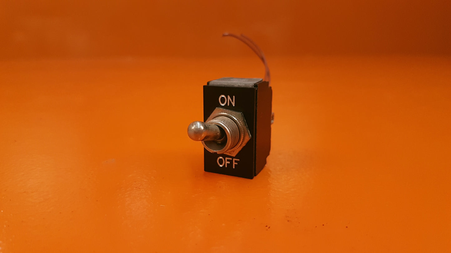 7561K4 DPST Toggle Switch