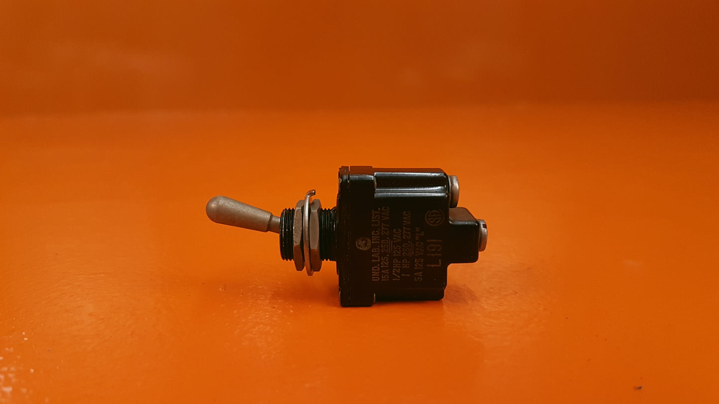 MS24523-22 Honeywell Sealed Toggle Switch