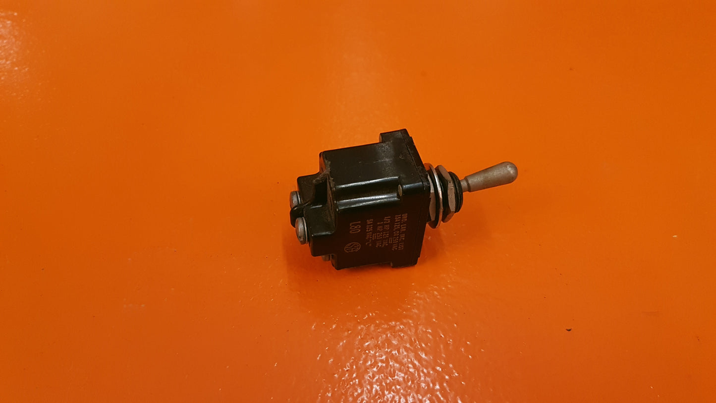 MS24524-22 Honeywell Sealed Toggle Switch