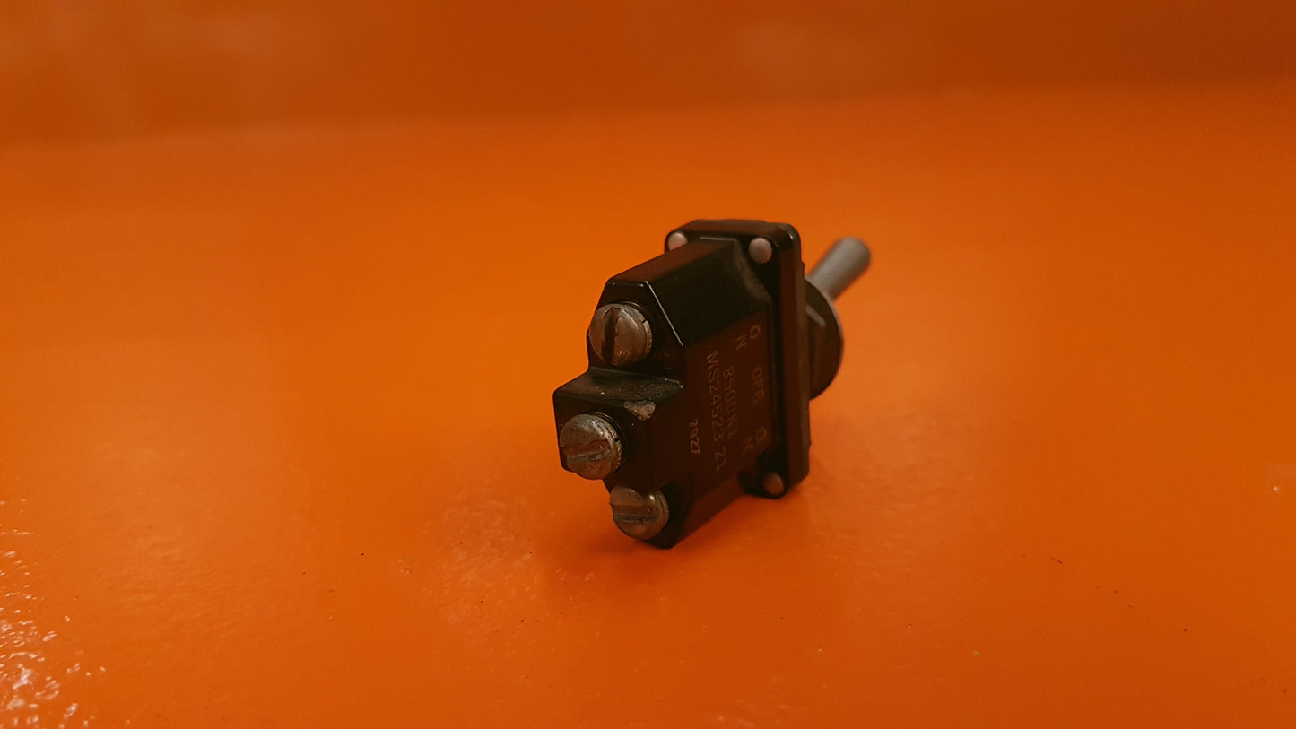 MS24523-21 Honeywell Sealed Toggle Switch