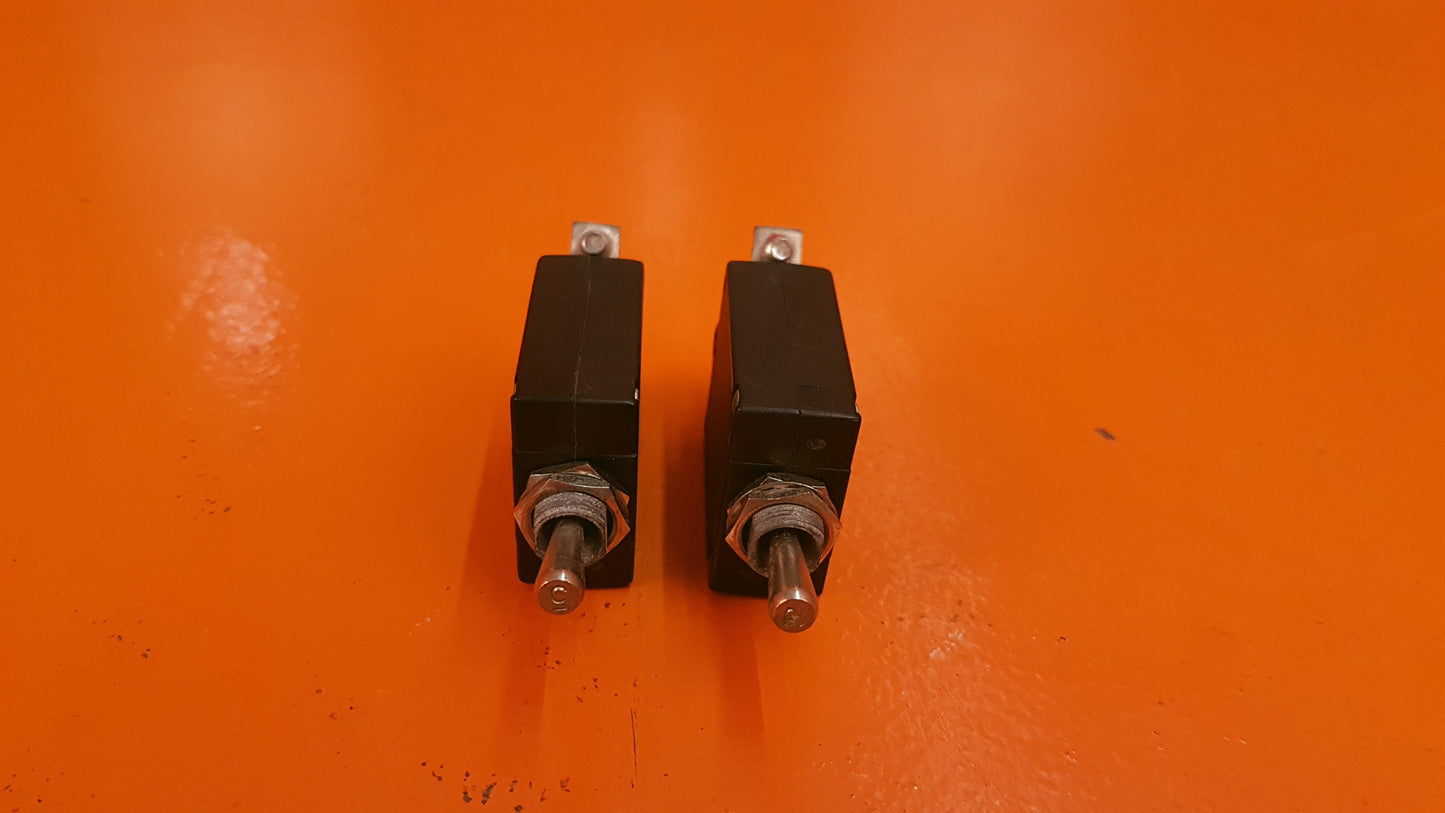 W31-X2M1G-5 Tyco Electronics Switch Circuit Breaker Kit