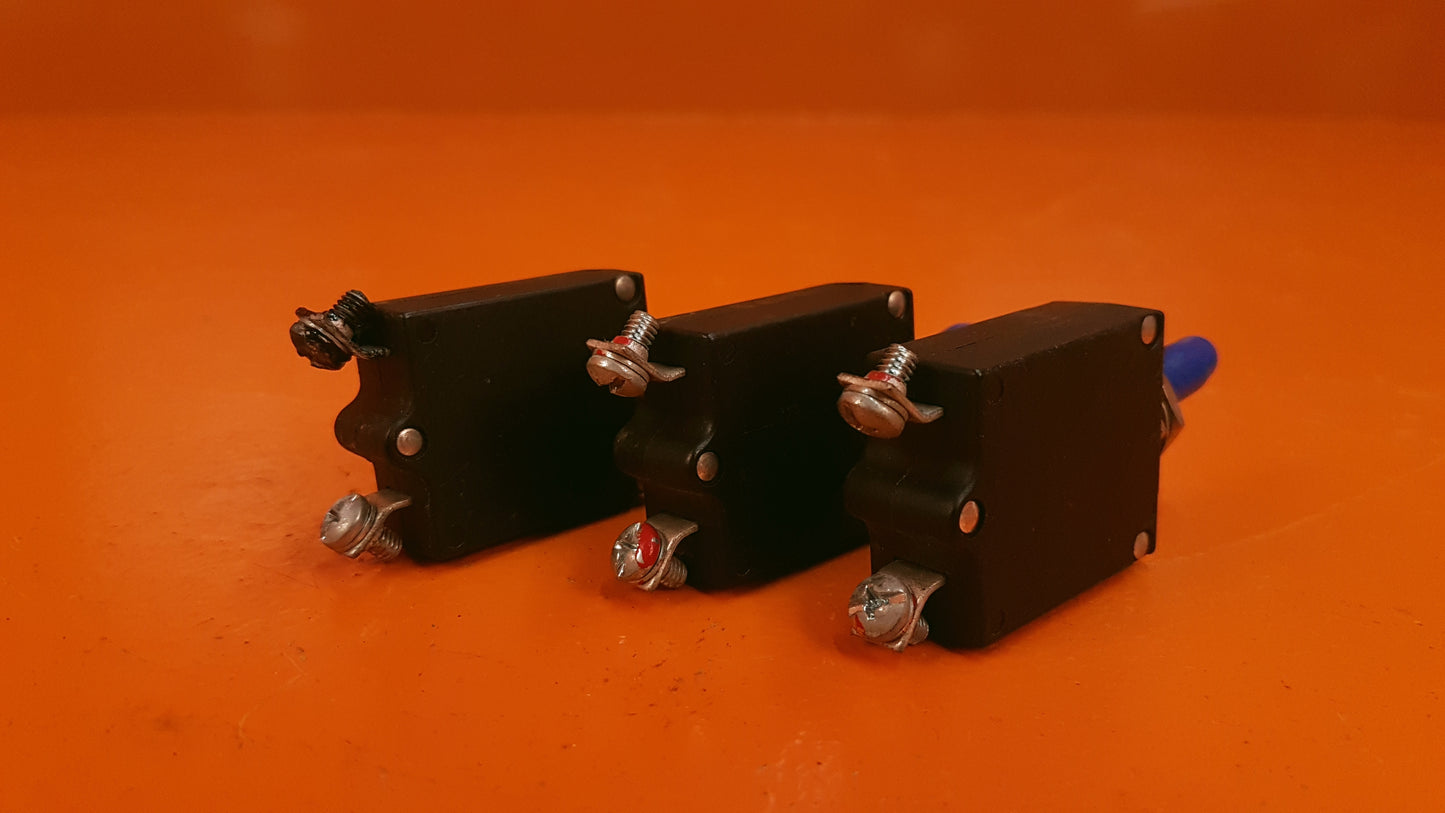 W31-X2M1G-5 Tyco Electronics Switch Circuit Breaker Kit