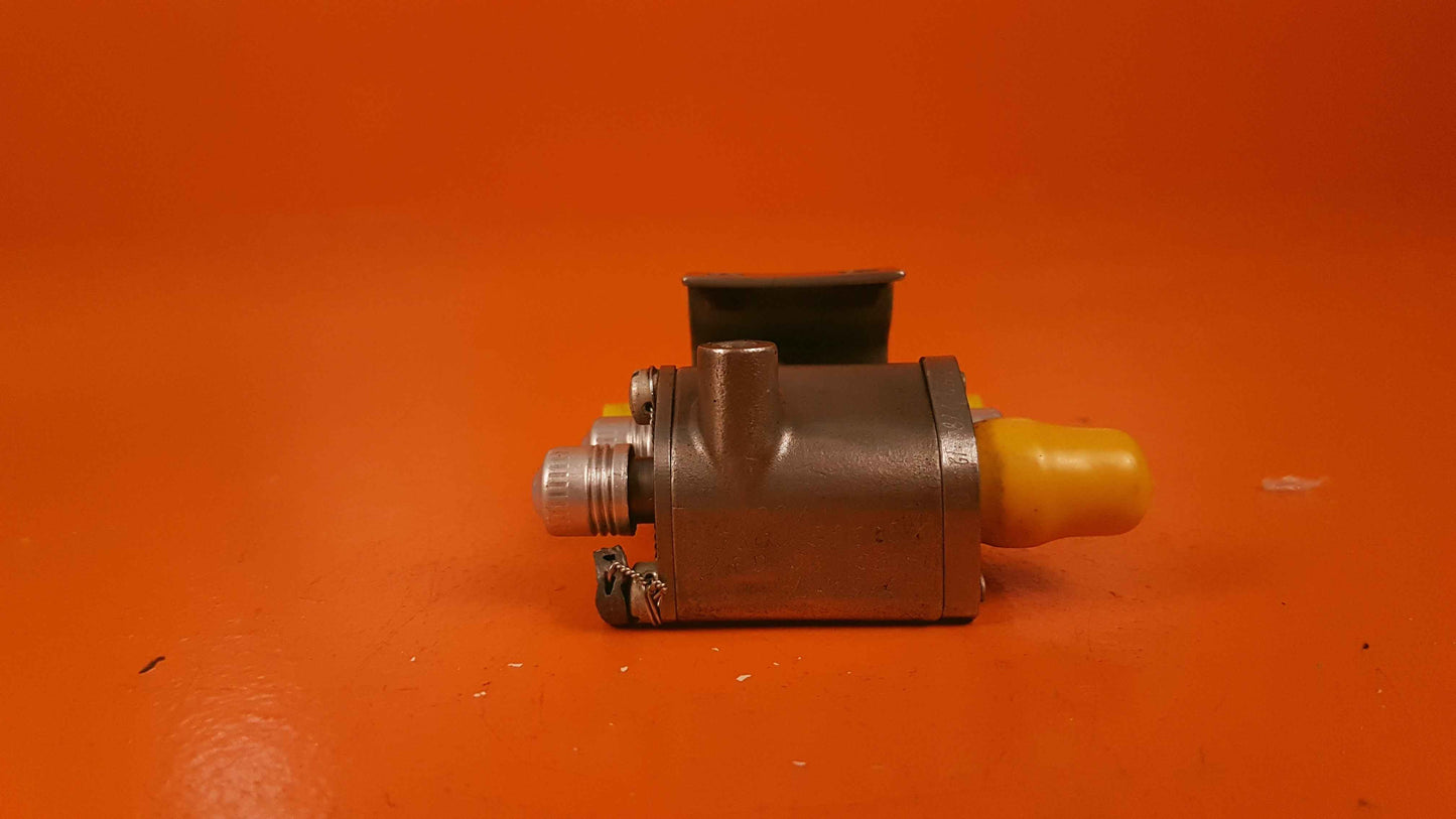 1-180-115-02 Bell Helicopter Fuel Flow Divider Valve