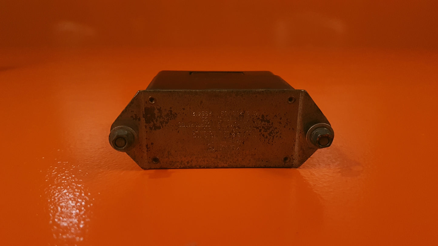 212-075-236-031 Klixon Overload Sensing Control