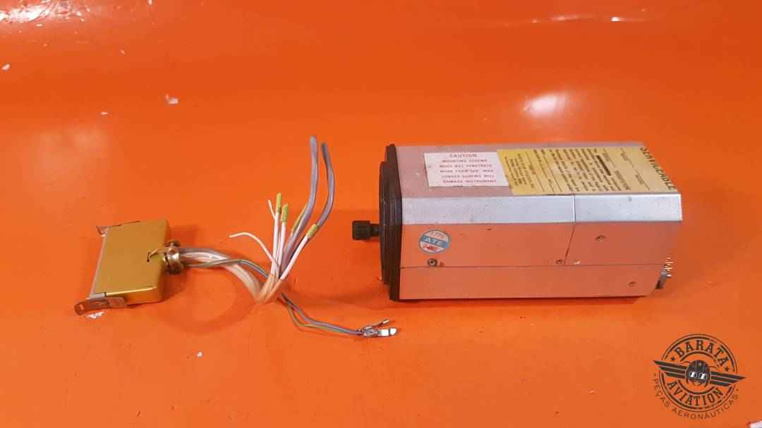 066-3034-02 King KI-204 VOR LOC CONV e indicador de senda de planeo - Inoperante - Solo piezas