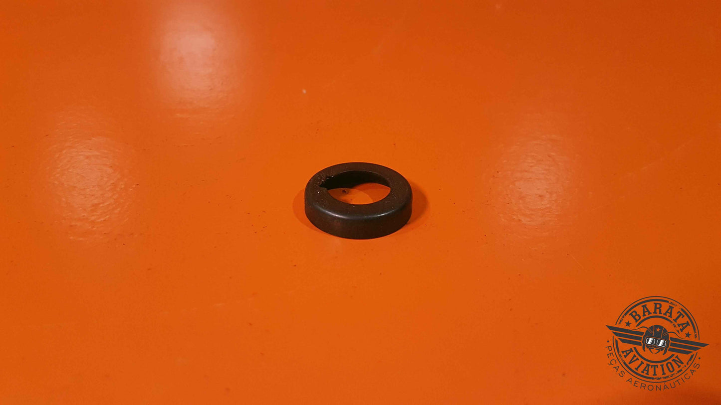 1-070-065-01 FAB Retainer