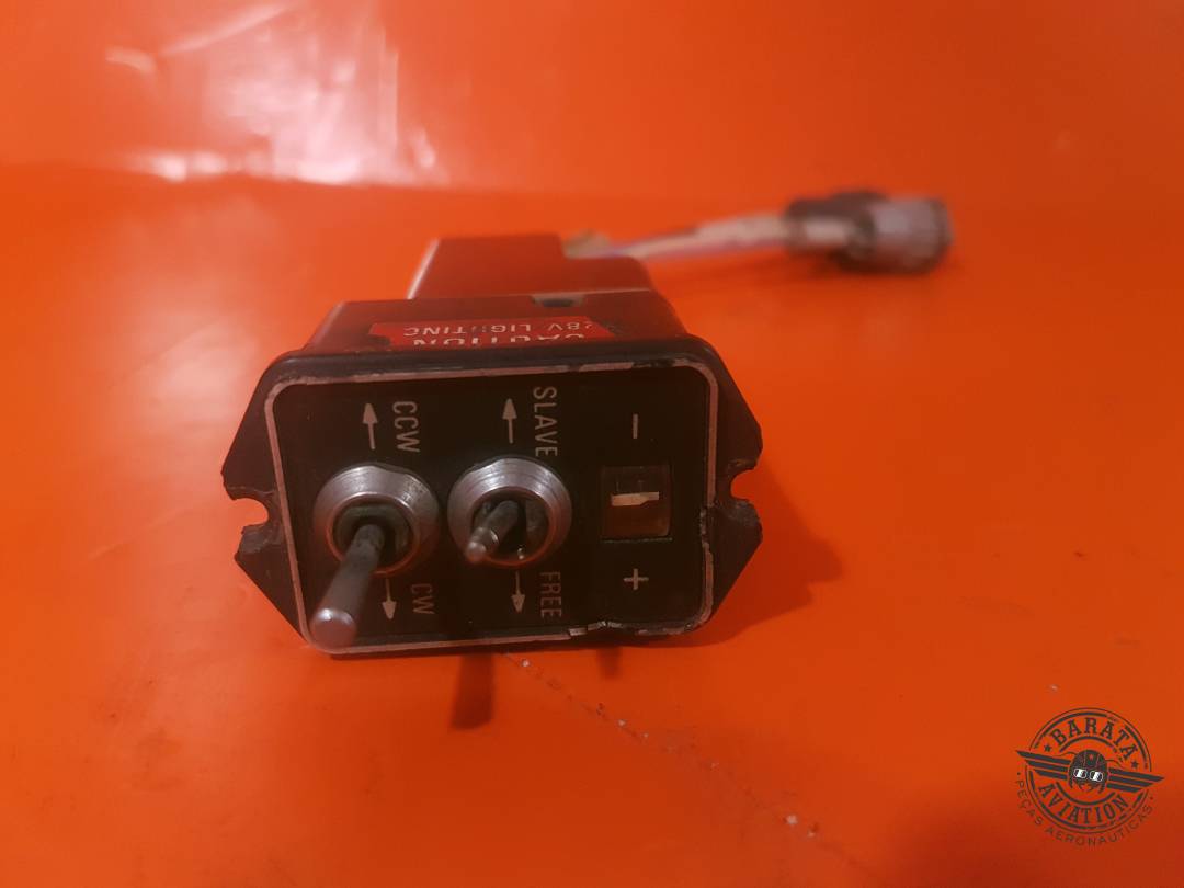 071-1242-01 Bendix King Slaving Accessory -28V - W/ Connector