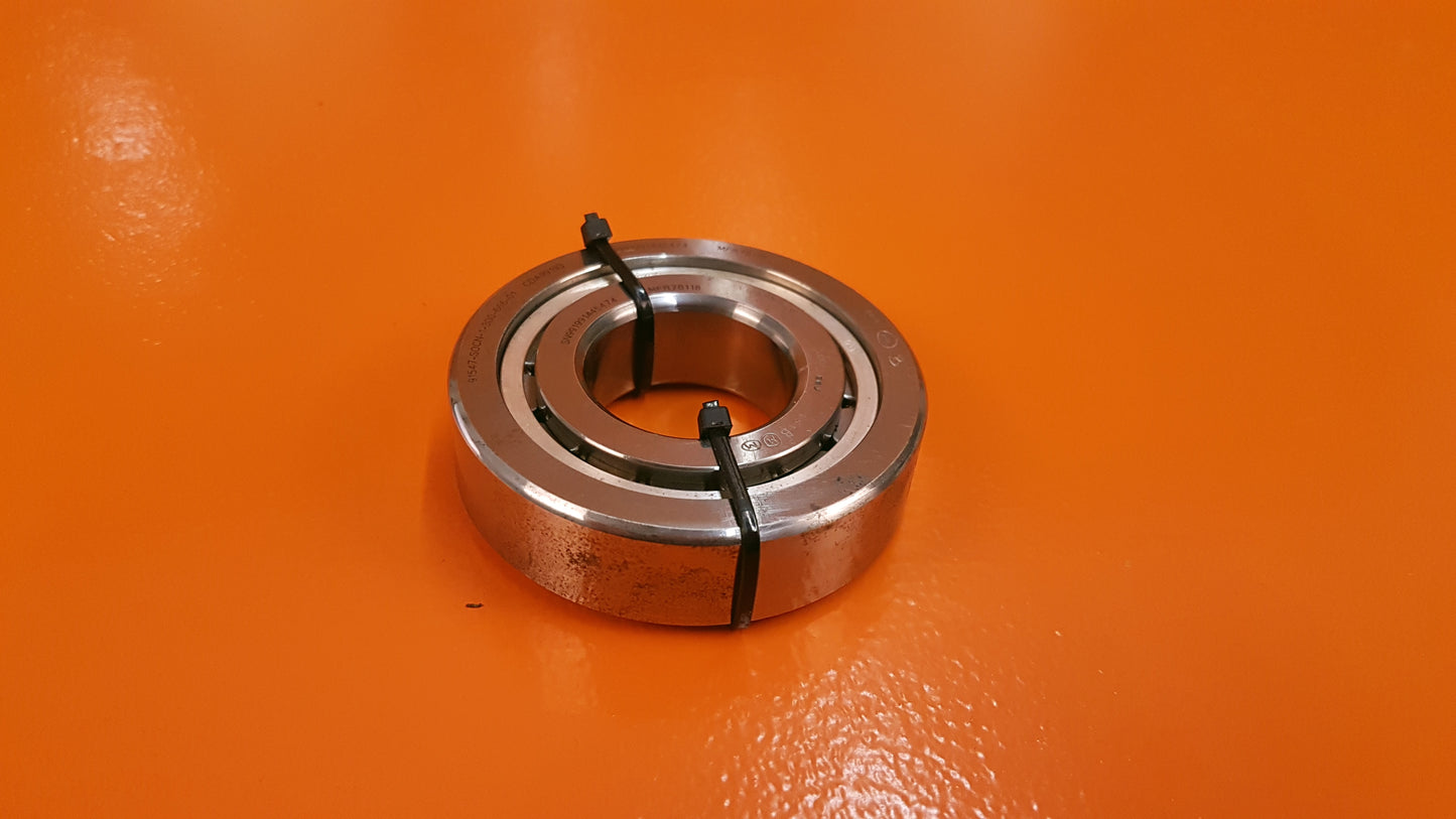 1-300-666-01 FAB Bearing Roller