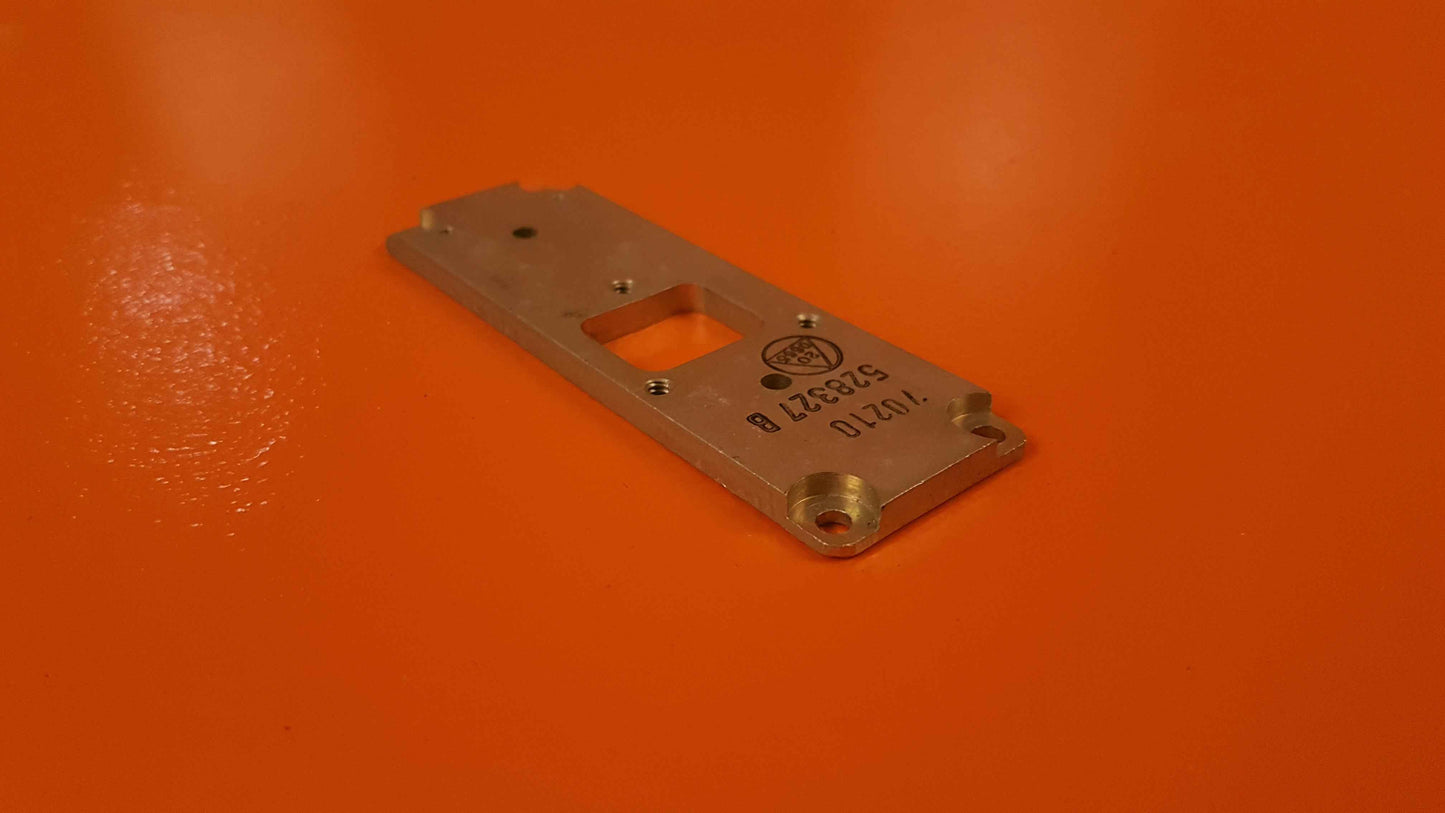 528327 FAB Cover