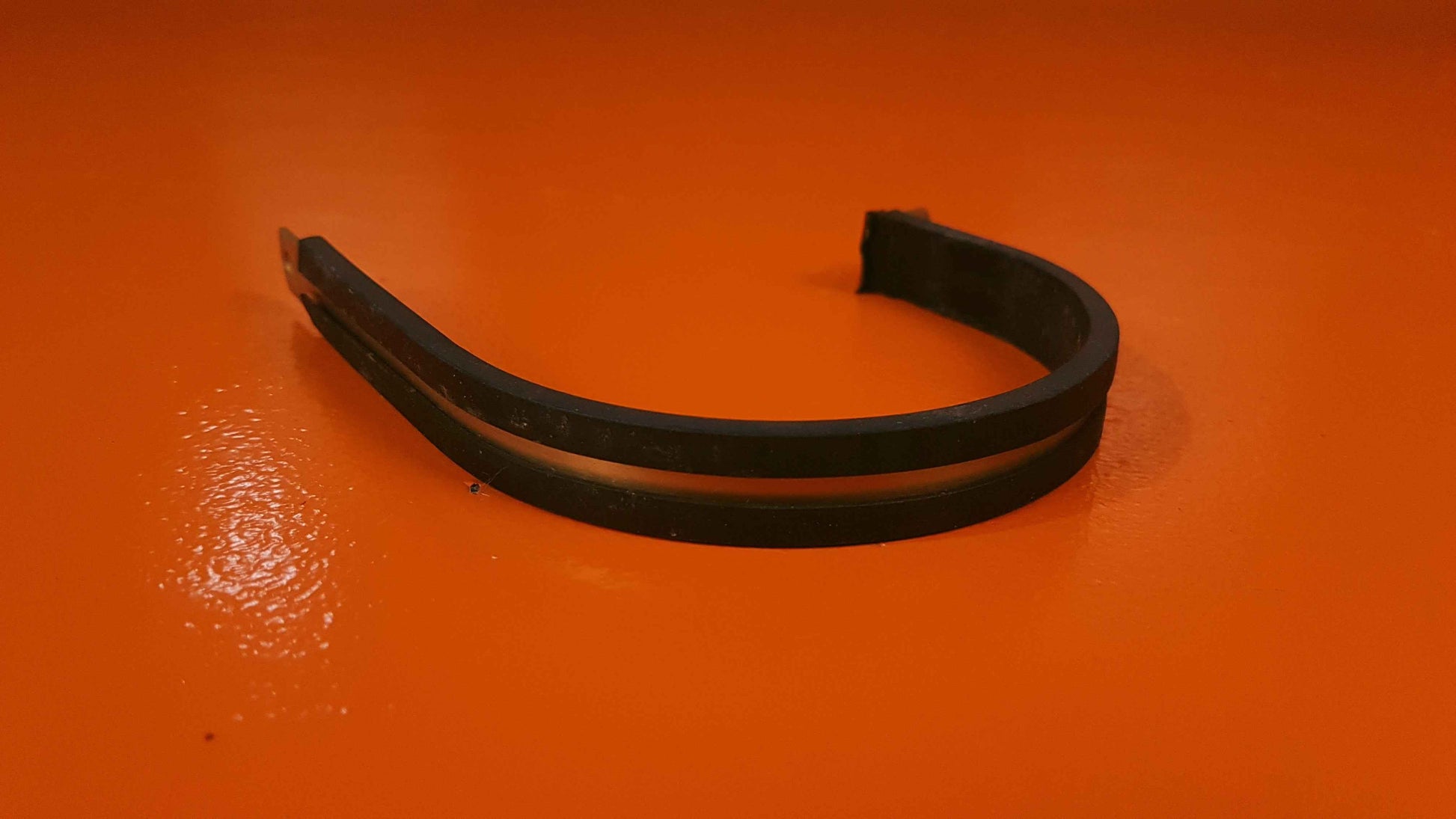 MS21919WDG48 Umpco Cushioned Loop Clamp