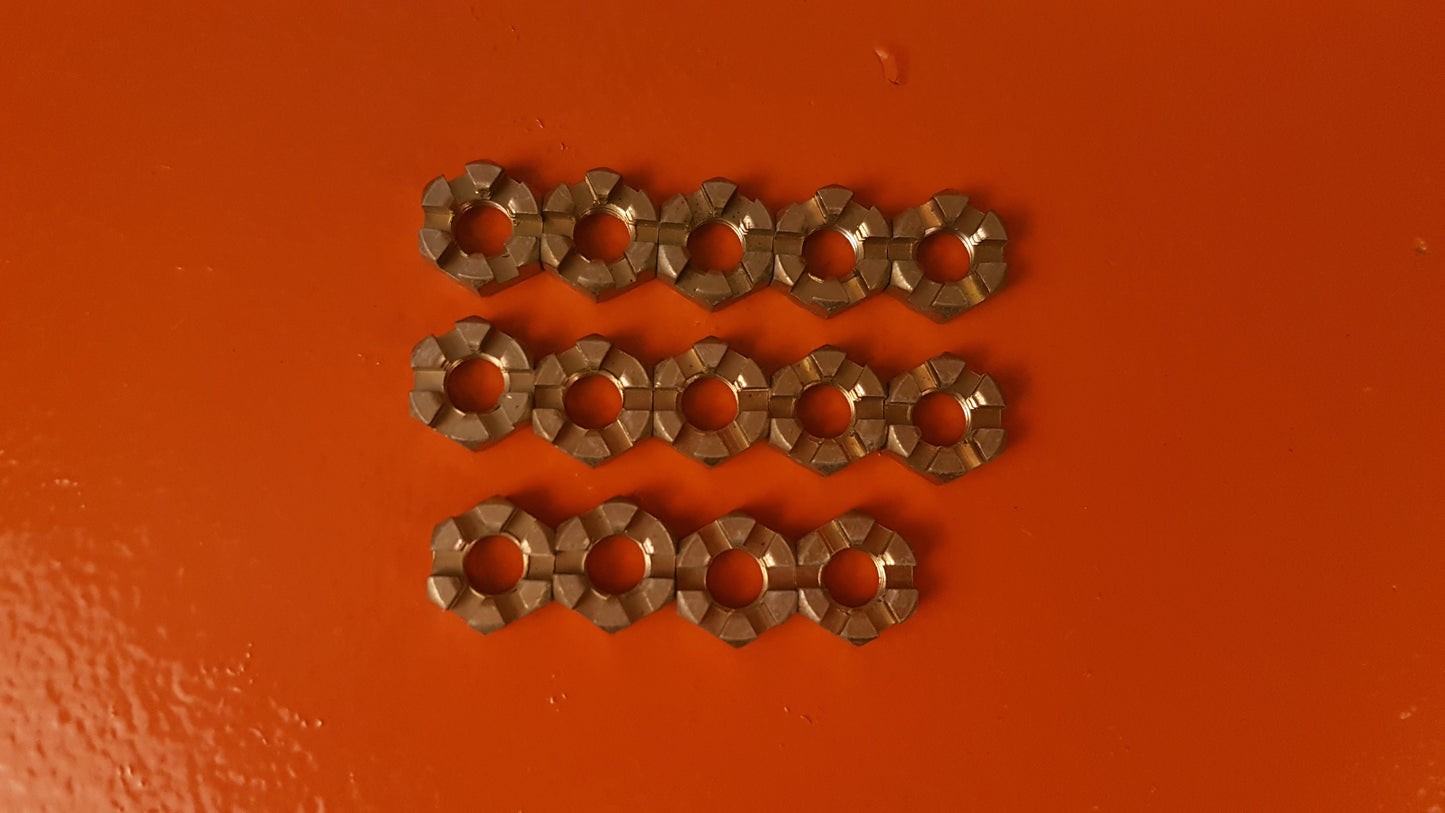 AN320-4 Plain Castellated Nut Kit) - w/ 14 units