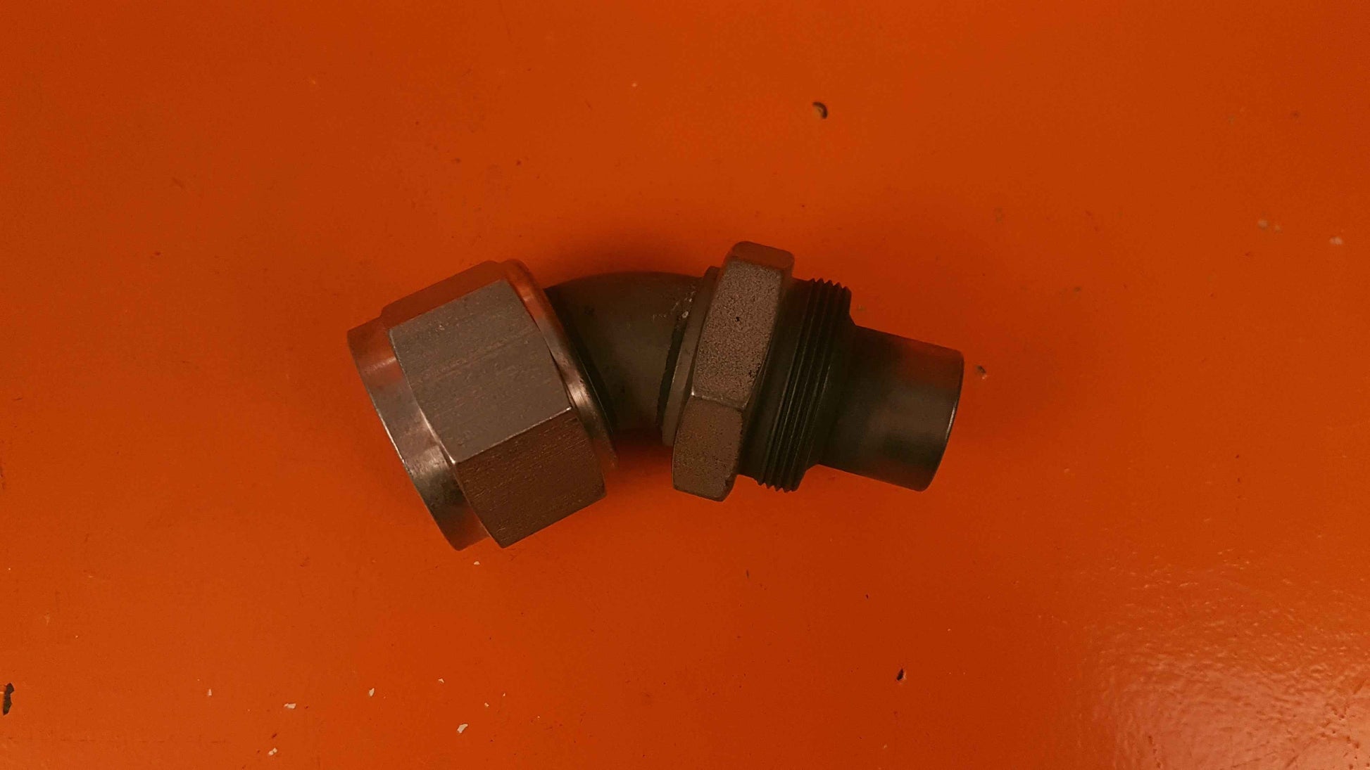 MS27387-16C Elbow