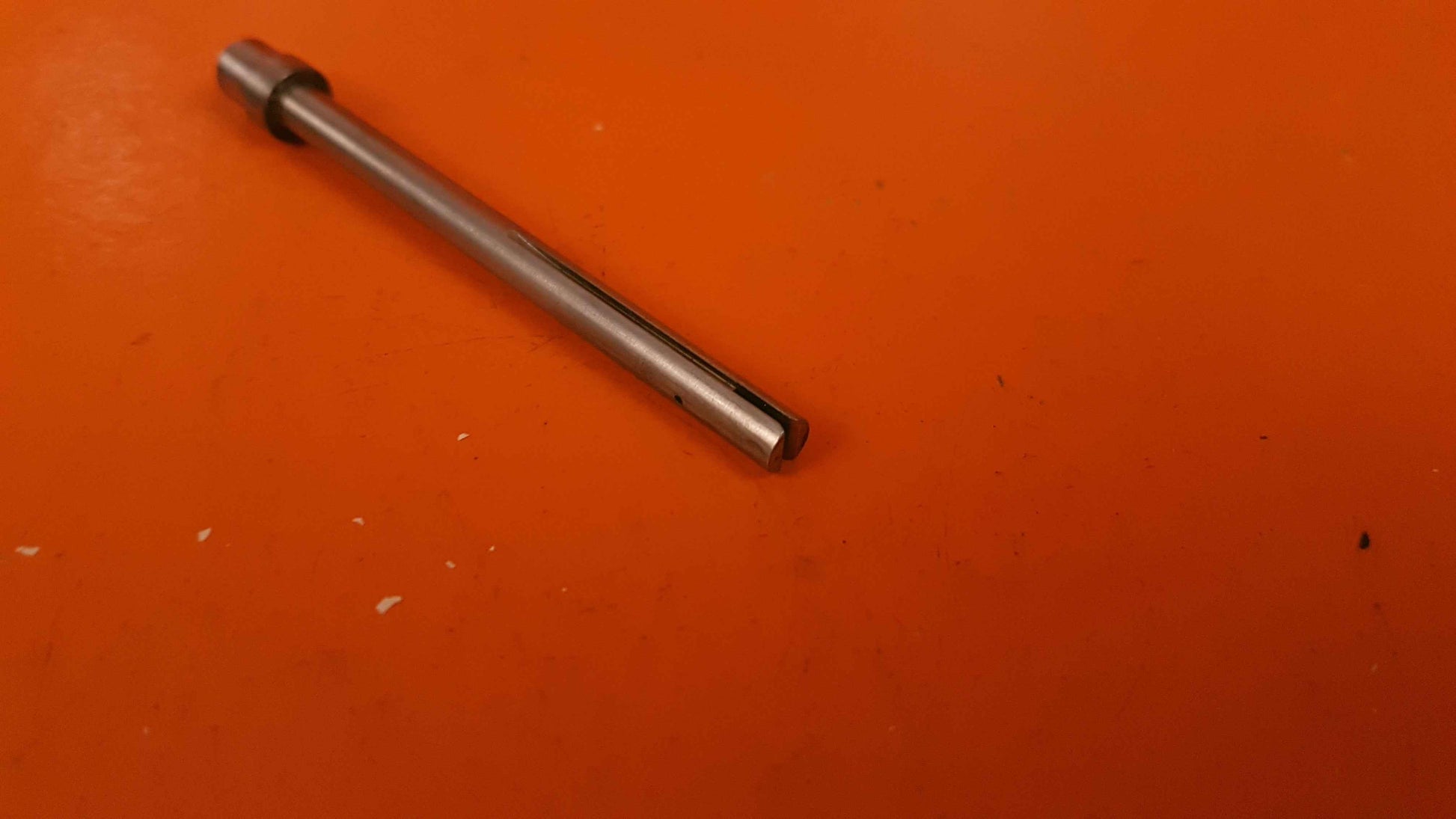 1-130-112-01 Fuel Divider