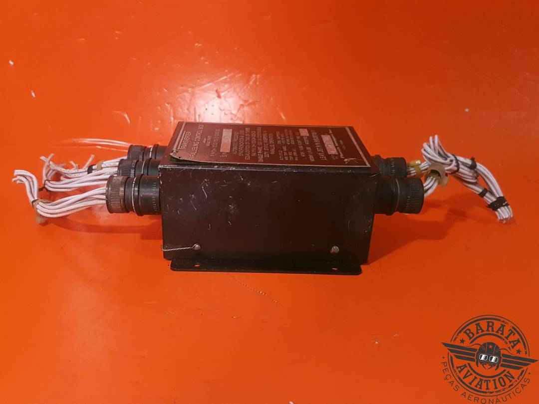 DH-1030-115/3-1200-SS Phoenix Transverter Paralleling Control Box - W/ Connectors