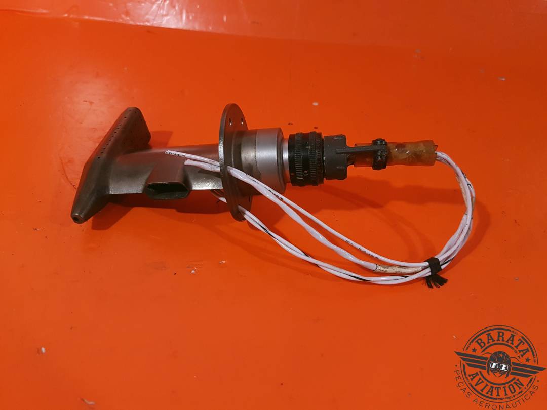 102AU1AG Rosemount Sensor Total Air Temp 28 vdc - W/ Connector