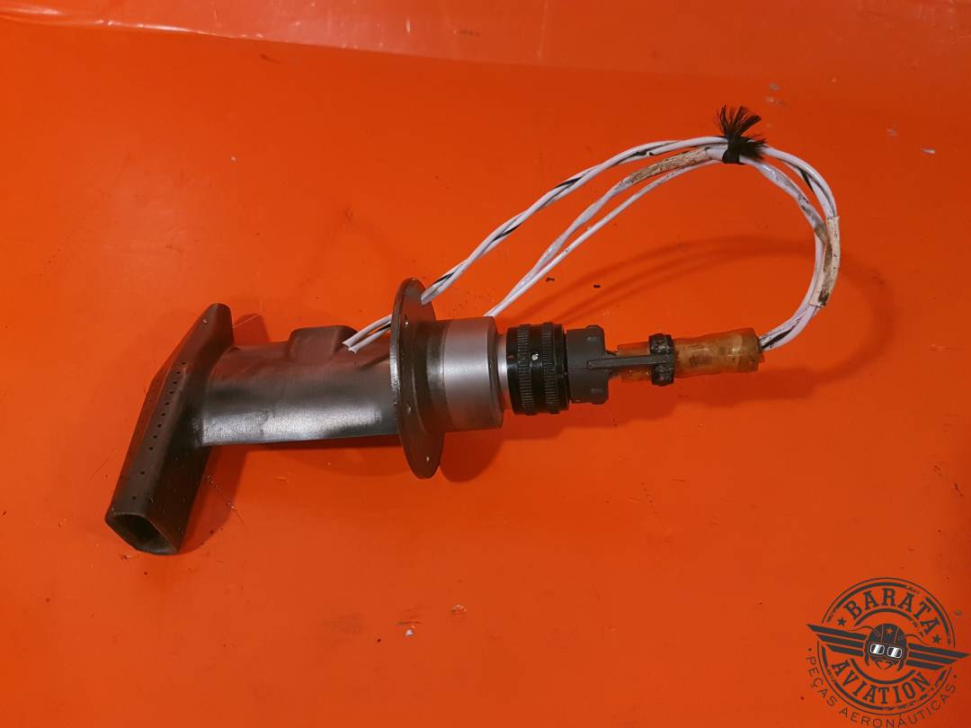 102AU1AG Rosemount Sensor Total Air Temp 28 vdc - W/ Connector