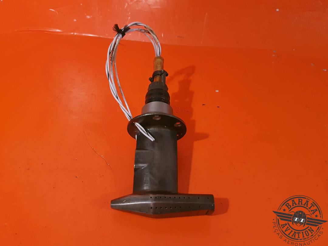 102AU1AG Rosemount Sensor Total Air Temp 28 vdc - W/ Connector