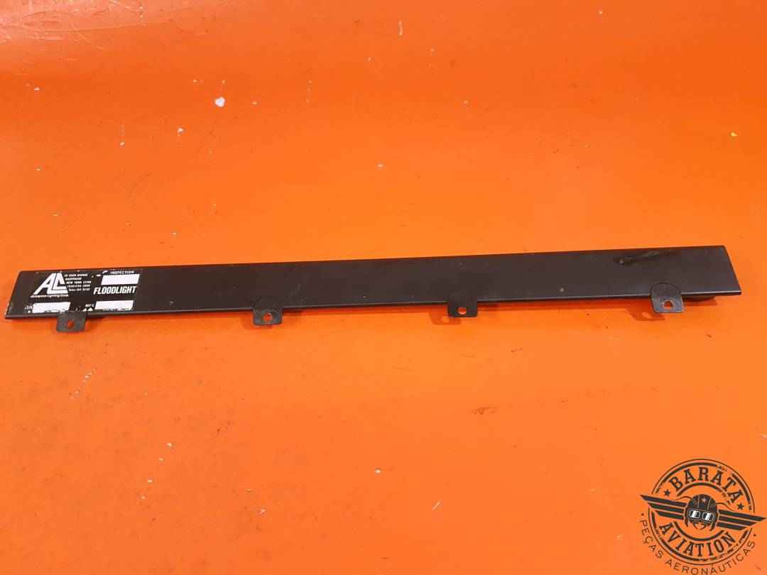 10-901-VM2-1L-20.00 Learjet - Lamp Assy Cold Cathode Ds683