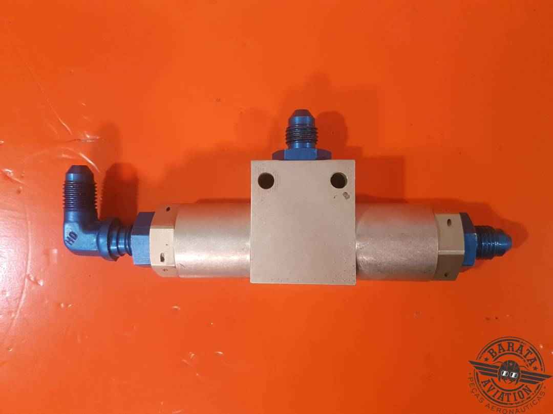 2SV0413 Gar-Kenyon Hydraulic Shuttle Valve Assy 3000 PSI - 275º F