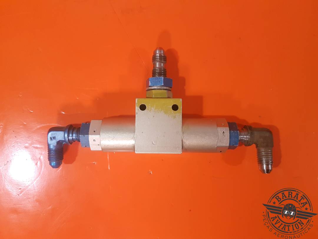 2SV0413 ​​Gar-Kenyon Hydraulic Shuttle Valve Assy