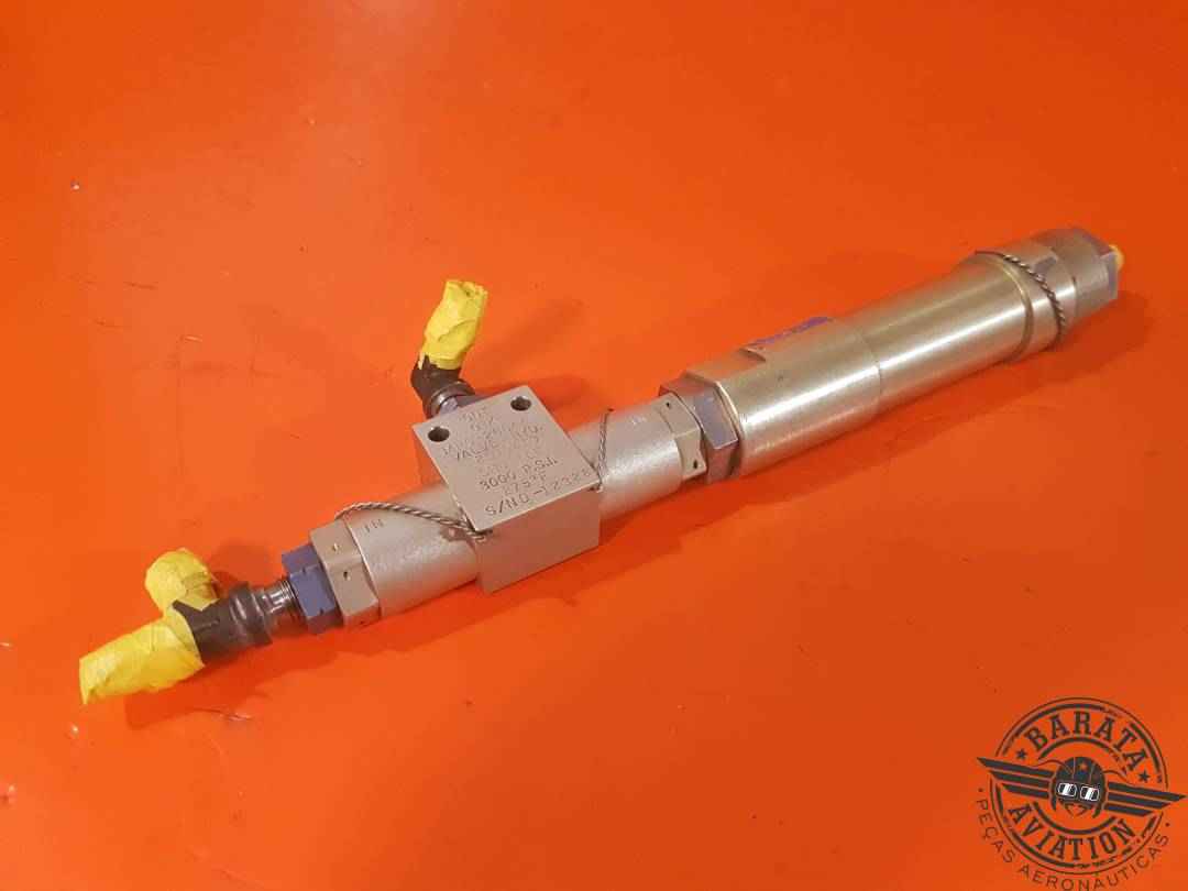 2SV0413  Gar-Kenyon Hydraulic Shuttle Valve Assy