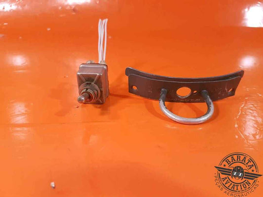 8837K4 Cutler Hamer Learjet Toggle Switch On/On