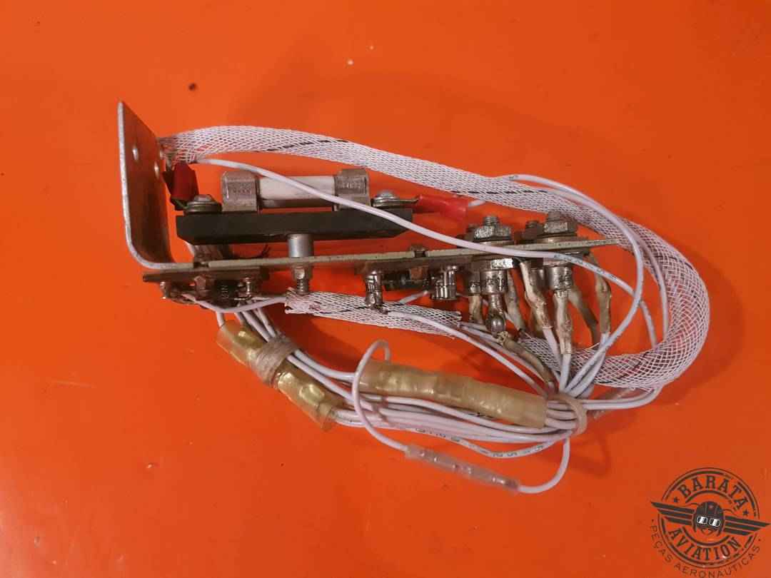 4522 Fuse Block Holder Assy