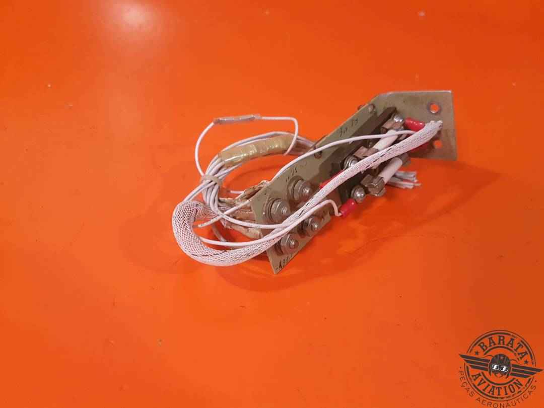 4522 Fuse Block Holder Assy