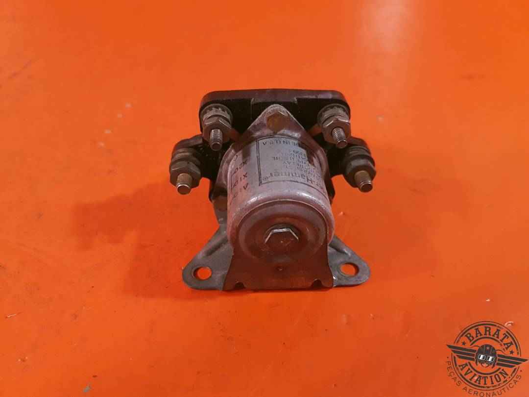 Relé Cutler 6041H201 de 50 amperios y 28 V CC