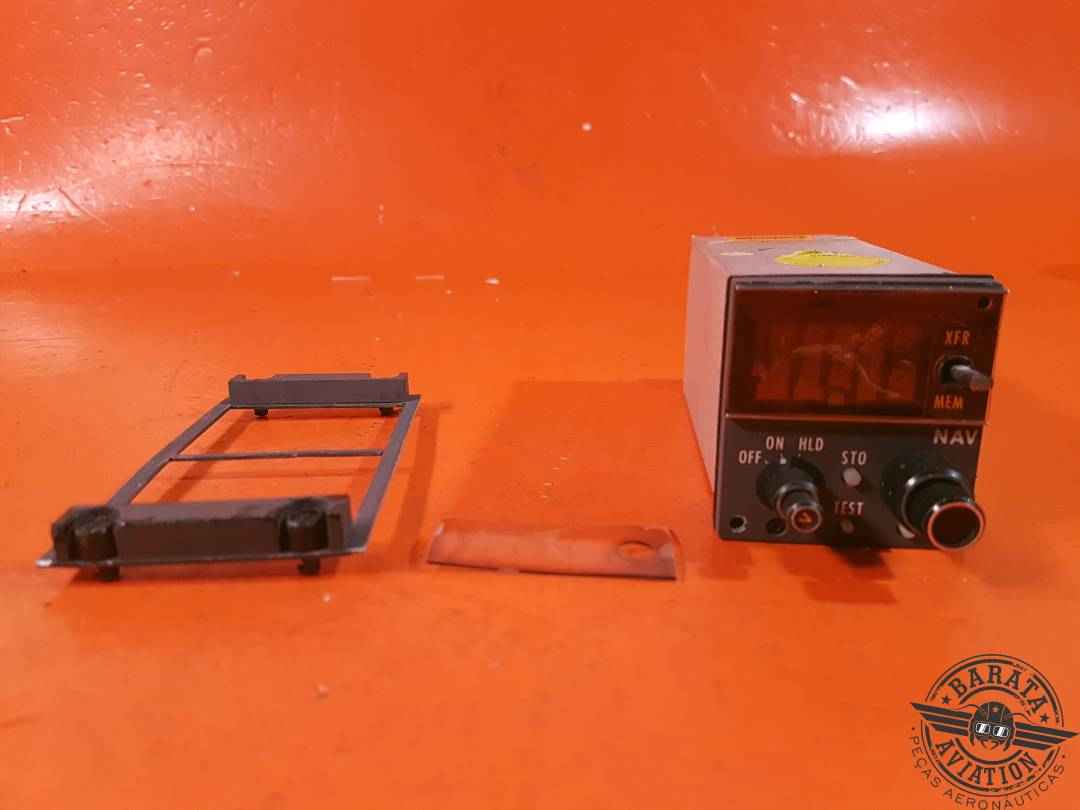 622-6521-013 Collins CTL-32 NAV Control - W/ Mounting Bracket 