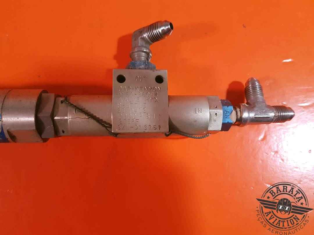 2SV0413 Gar-Kenyon Hydraulic Shuttle Valve Assy
