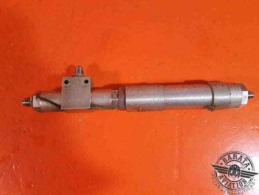 2SV0413  Gar-Kenyon Hydraulic Shuttle Valve Assy