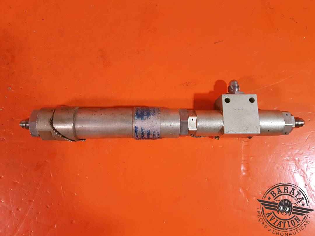 2SV0413  Gar-Kenyon Hydraulic Shuttle Valve Assy