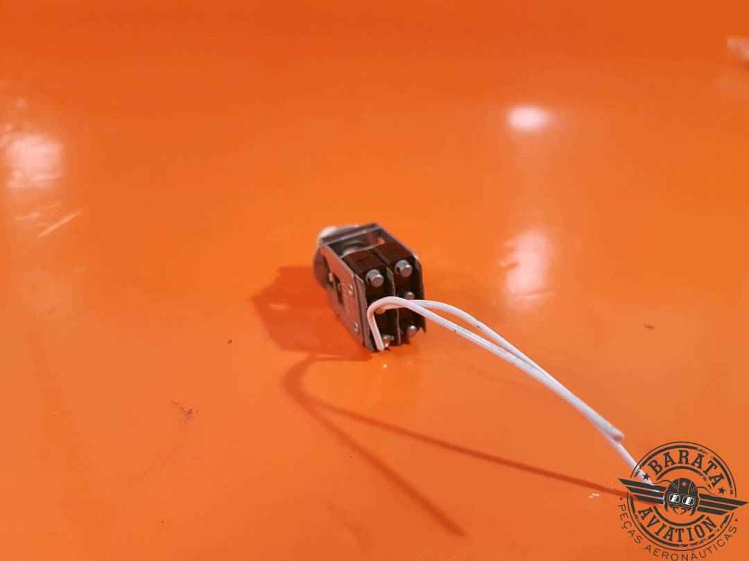 2PB363 Microswitch Pushbutton Switch