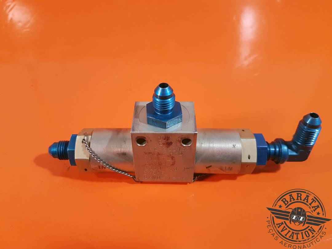 2SV0413 Gar-Kenyon Hydraulic Shuttle Valve Assy
