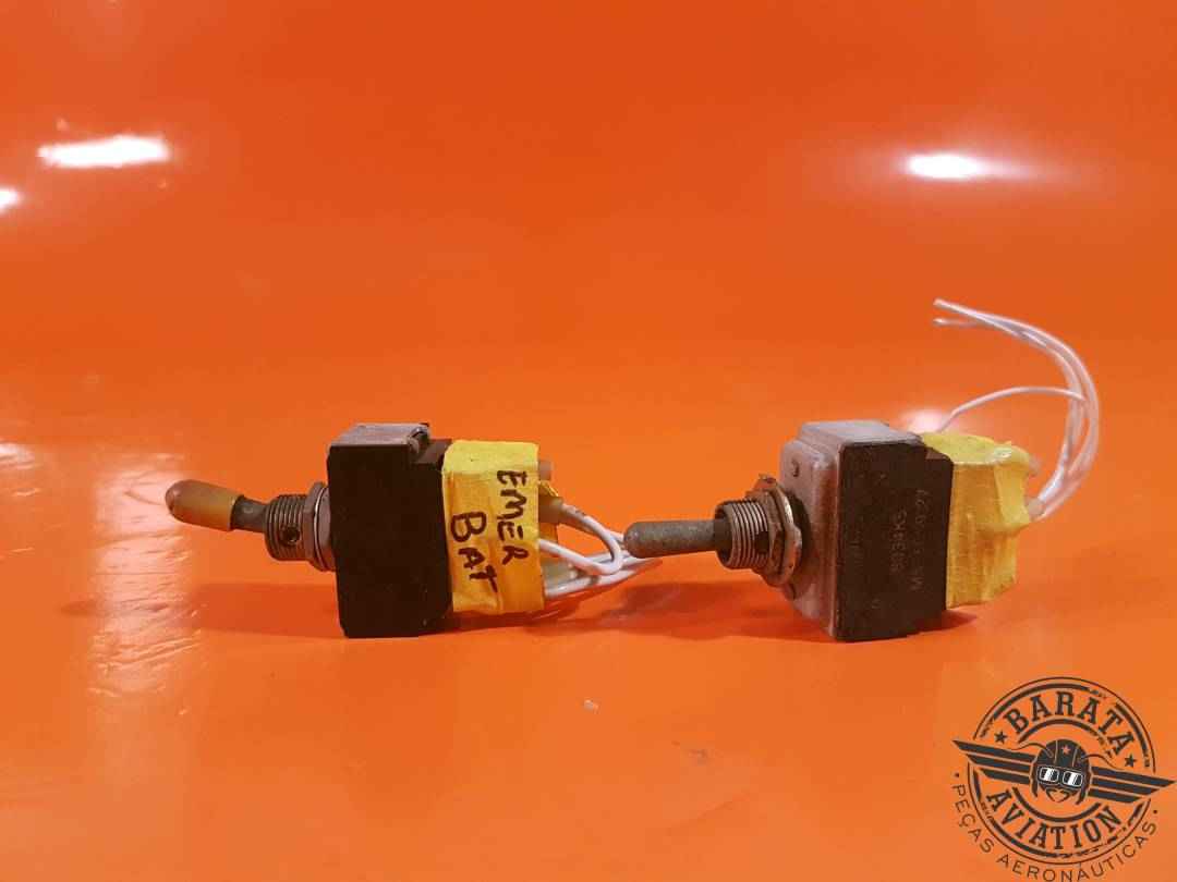 Cutler Hamer Kit Of 2 Switches