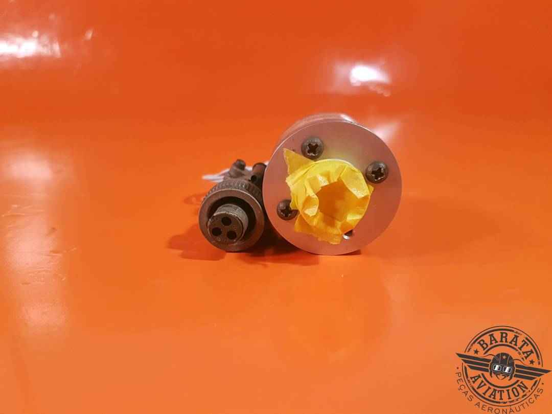 E45C-47  Precision Absolute Pressure Switch - w/ connector 