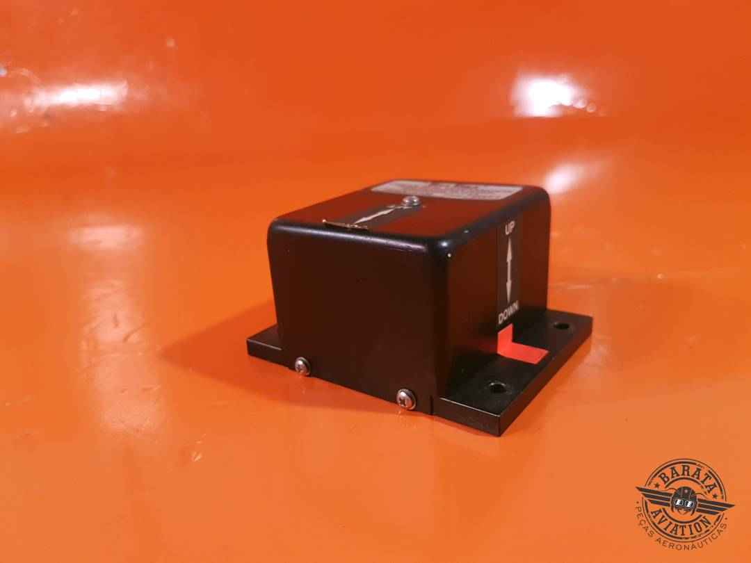 28DKR1Z300 Circle Seal Impact Switch- w/ connector