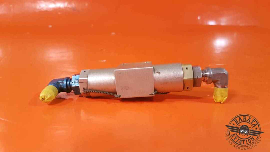 2SV0413  Gar-Kenyon Hydraulic Shuttle Valve Assy