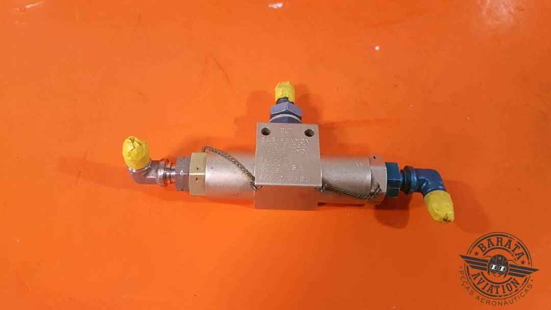 2SV0413  Gar-Kenyon Hydraulic Shuttle Valve Assy