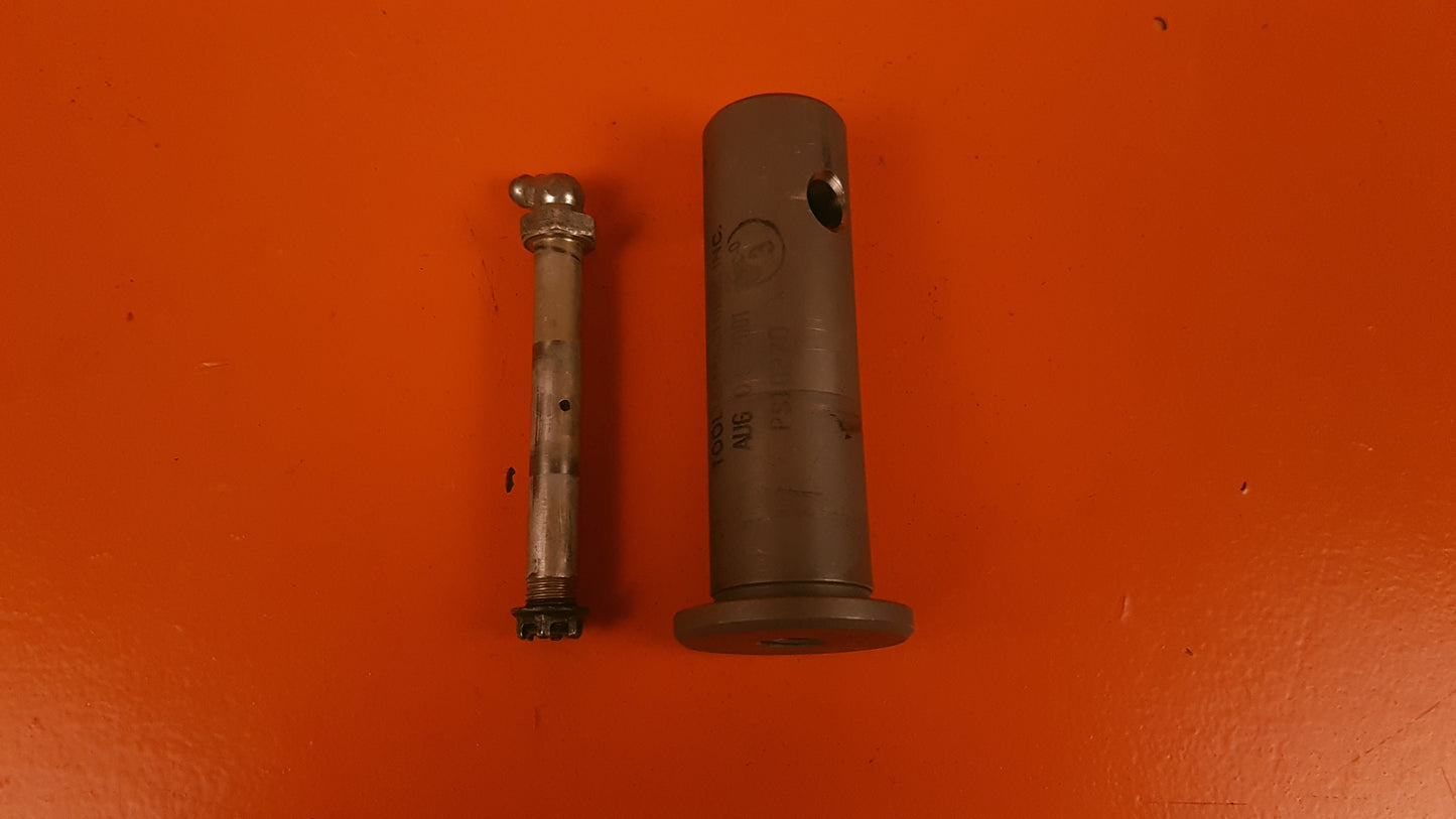 2341110-003 Learjet Trunnion Pin Assy