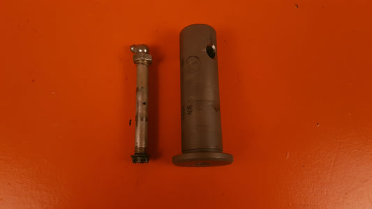 2341110-003 Learjet Trunnion Pin Assy