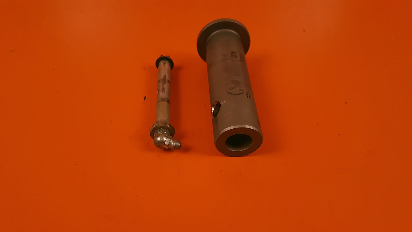 2341110-003 Learjet Trunnion Pin Assy
