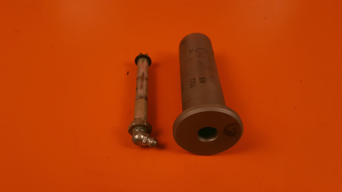 2341110-003 Learjet Trunnion Pin Assy