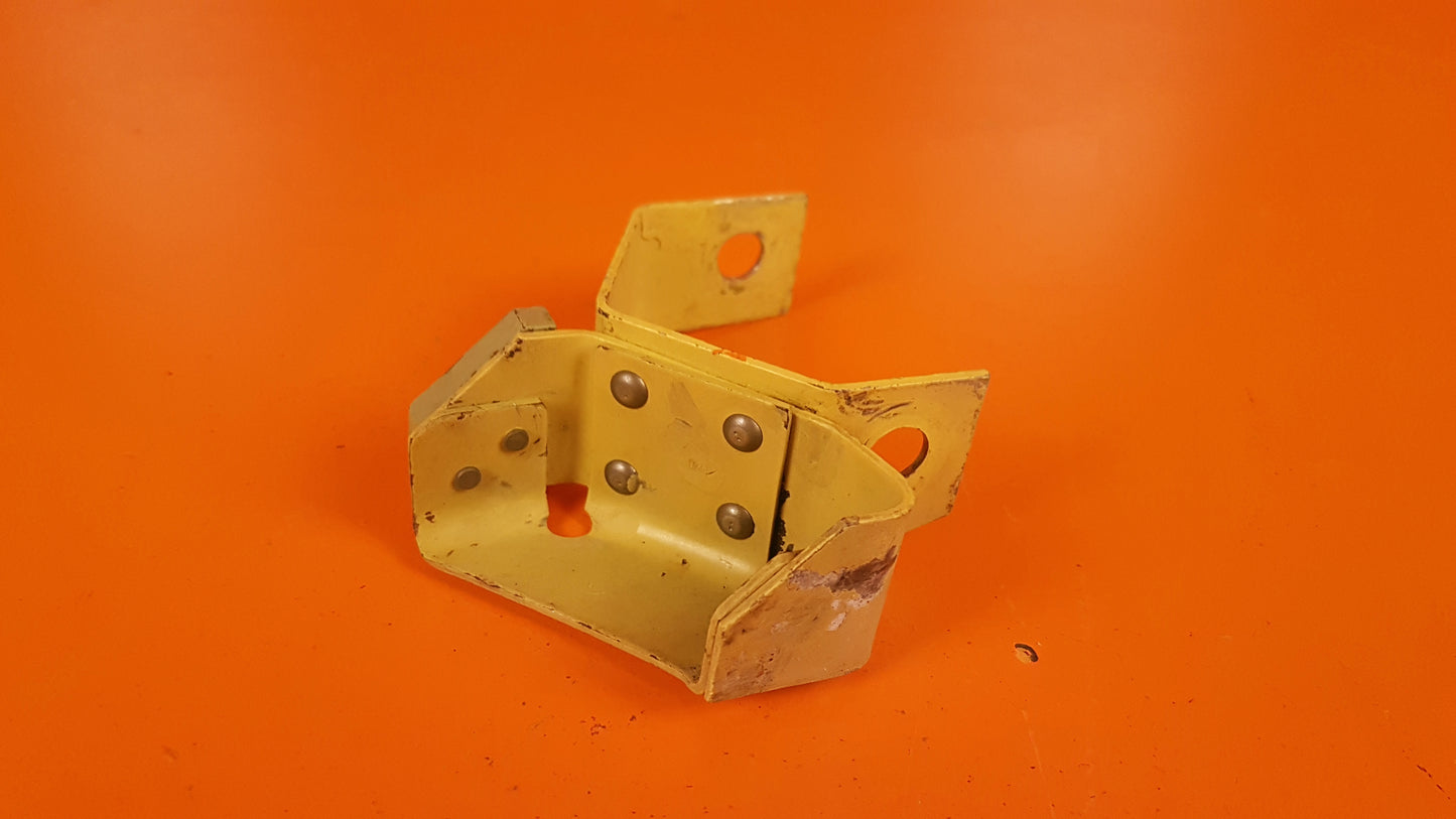 2827027-30 Learjet R/H Striker Assy