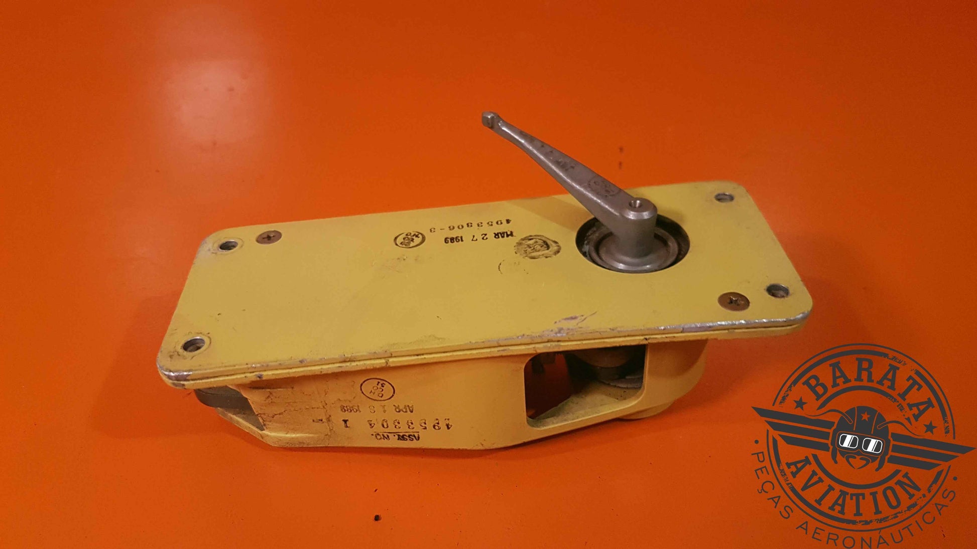 4953302-5  Learjet Cylinder Assy